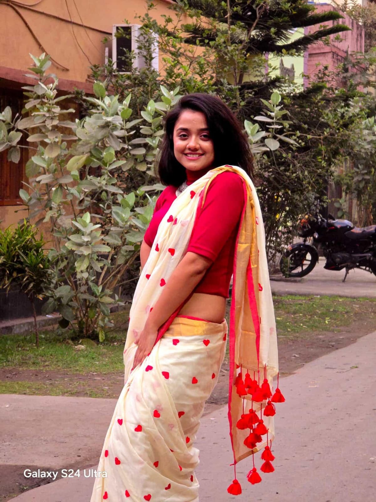 Soft Mulmul Cotton Saree | Skin-Friendly Lightweight Saree