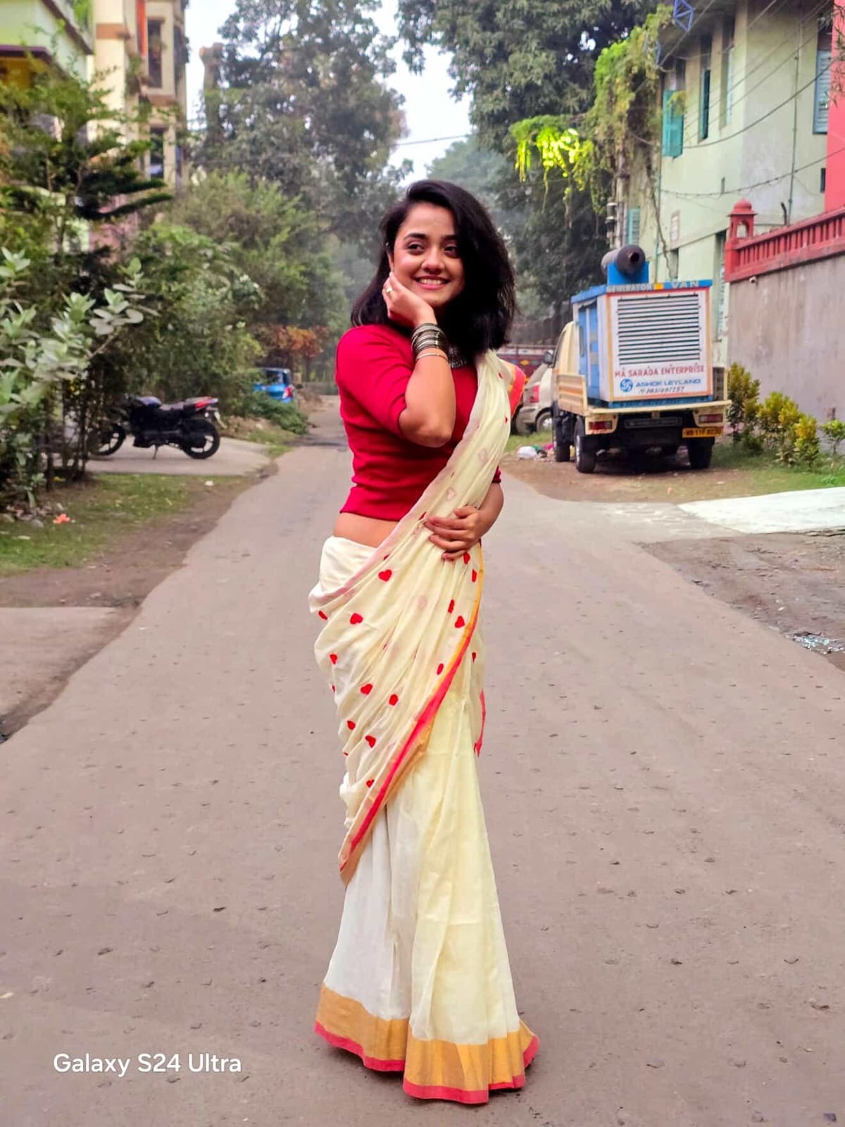 Soft Mulmul Cotton Saree | Skin-Friendly Lightweight Saree